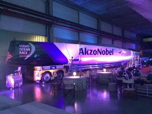 T-Drivers partecipa al trasporto della barca del team AkzoNobel per la Volvo Ocean race